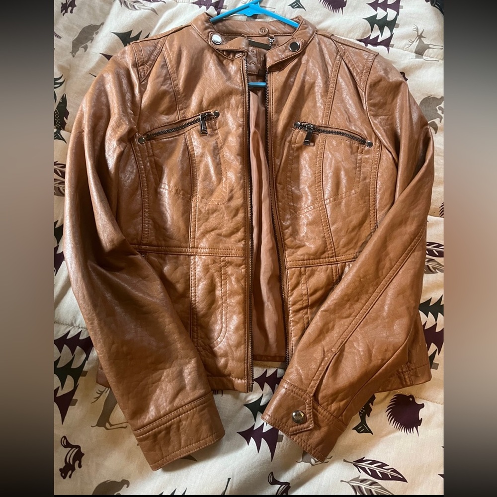Leather jacket - Picture 3 of 4